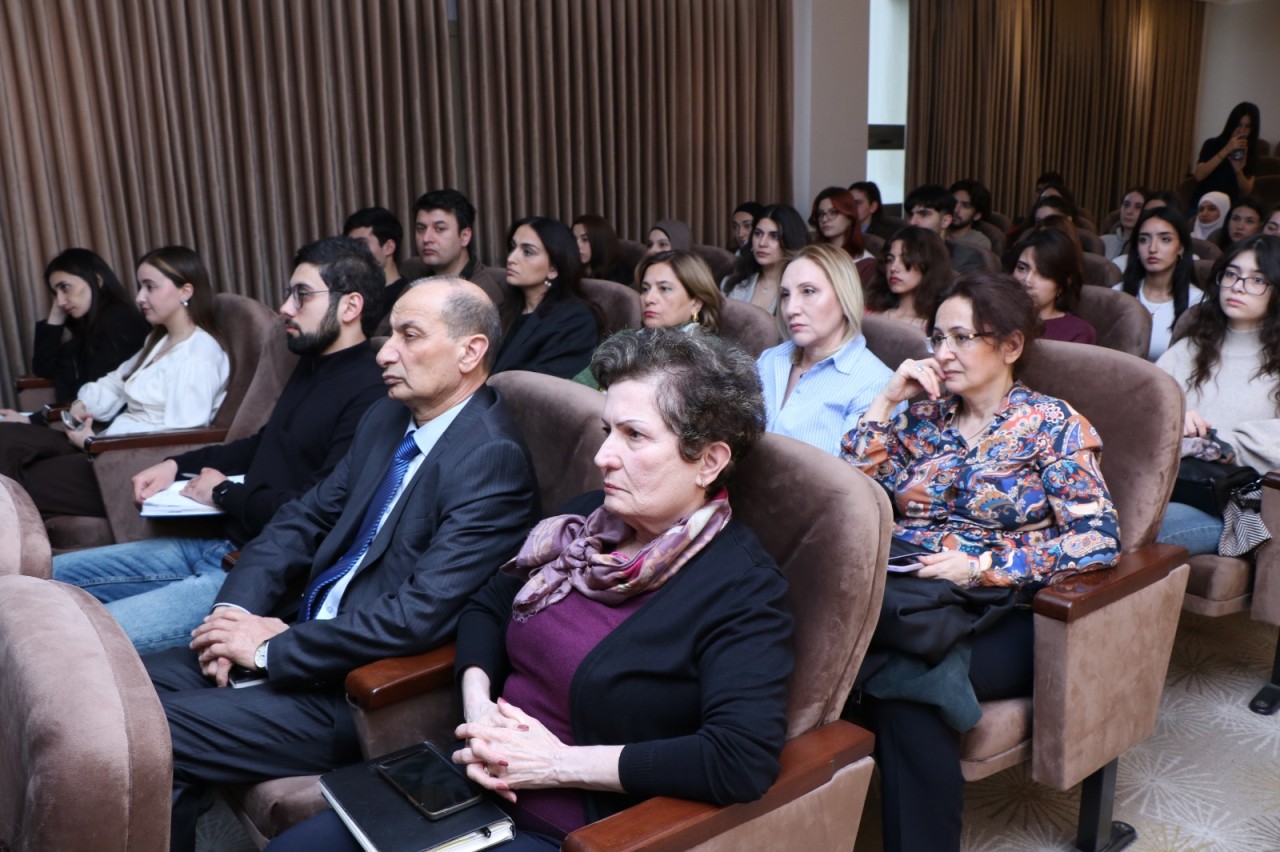 AzMİU-da mühüm görüş keçirilib - FOTOLAR